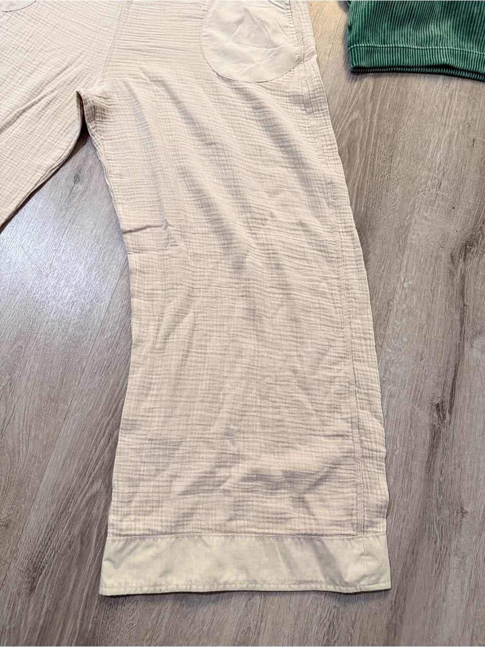 Zenana Set - Beige Gauze Jumpsuit, and Green Brami - S/M/L - Picture 6 of 15